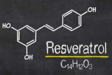 Cancer treatment harmful side effects, reduced by Resveratrol?