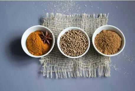 Cumin vs. Curcumin