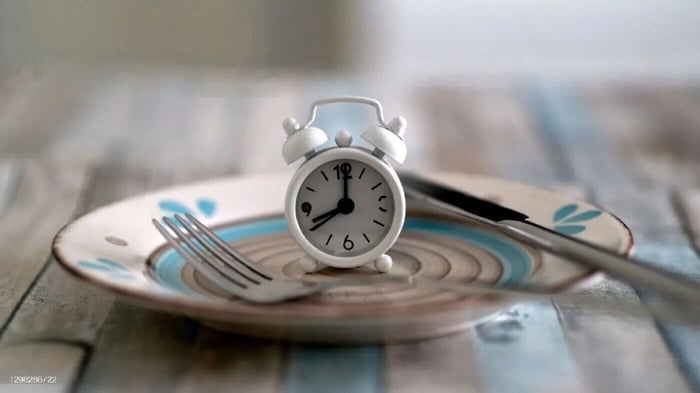The Impact of Intermittent Fasting on Lifespan and Health
