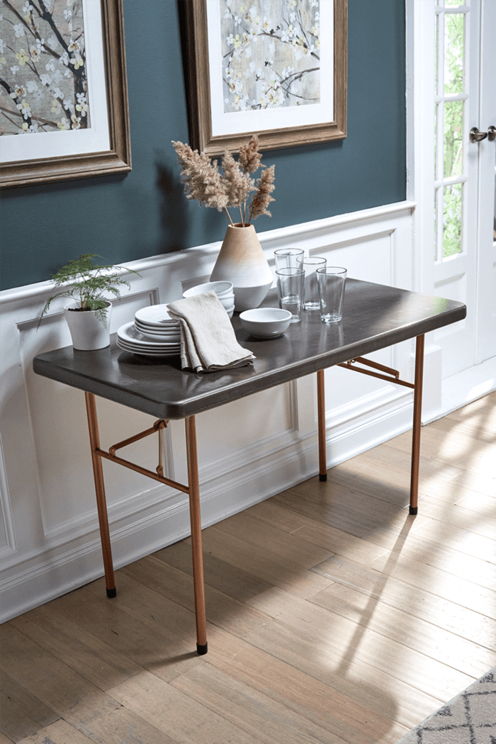 DIY Plastic Table Makeover