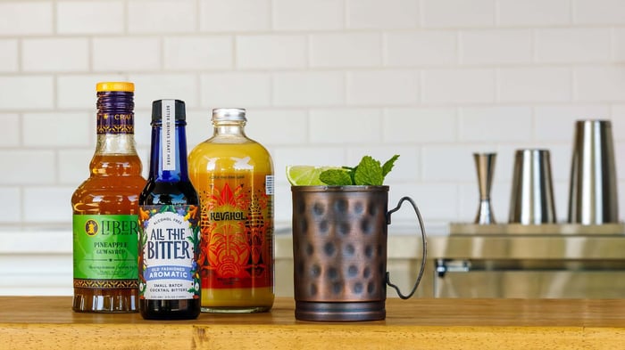 Non-alcoholic Moscow Mule mocktail made with Kavahol, ginger beer, and lime.