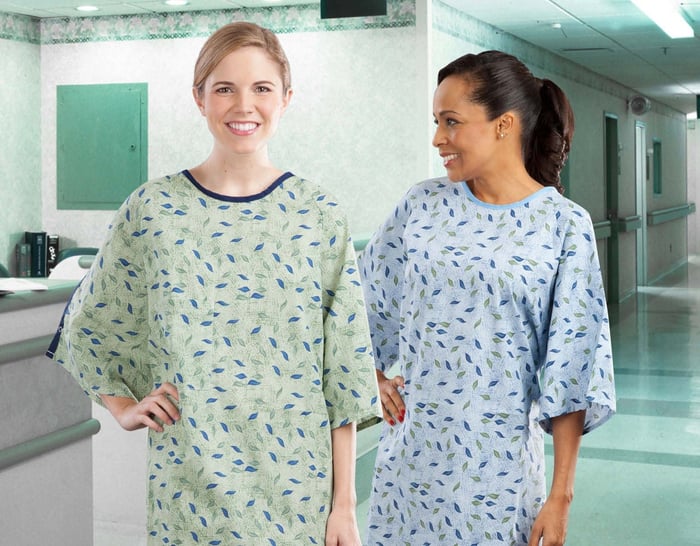 Who Has Wholesale Hospital Gowns That Fit a Hospital?