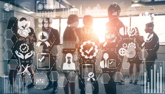 Team silhouettes overlaid with quality and certification icons, representing scenarios that call for forensic expertise