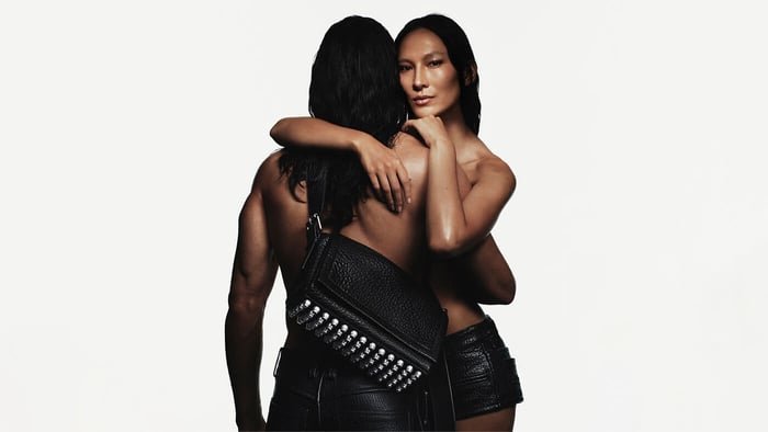 ALEXANDERWANG : Unveals the 