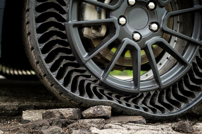 Michelin Uptis: Why not an airless tire