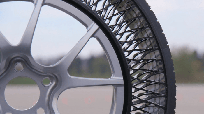 Airless tires: Nissan enters the race