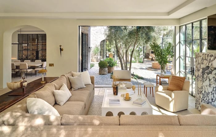 Warm Minimalism Living Room Layout