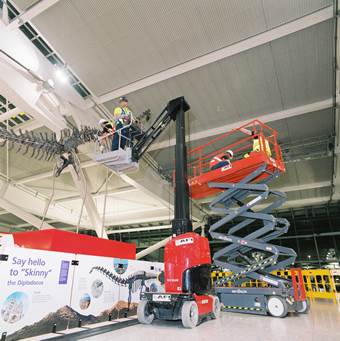Choosing Between Buying or Hiring a Cherry Picker