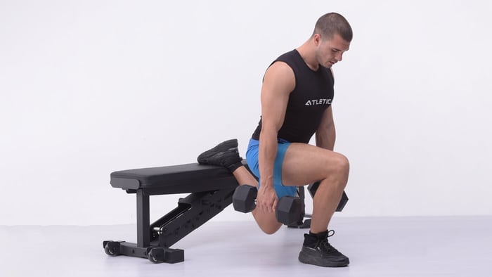 Vastus Medialis: Training mit Kurzhanteln