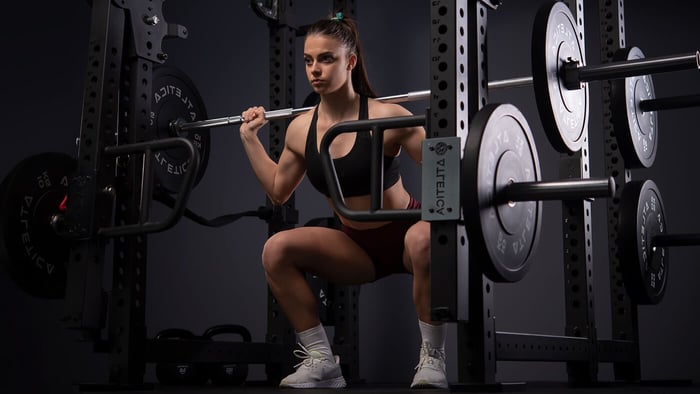 Kniebeuge Variationen: So bringst du dein Training auf das nächste Level | ATLETICA
