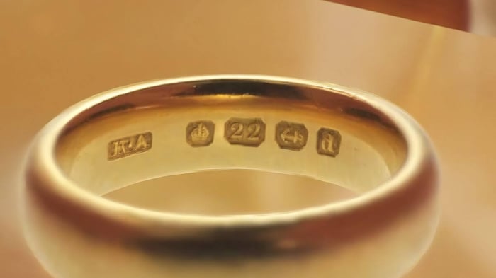 Why Are Hallmarks Important For Jewellery Buyers?