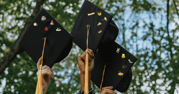 Milestone Graduation Gifts and Tips: Make it Unforgettable!