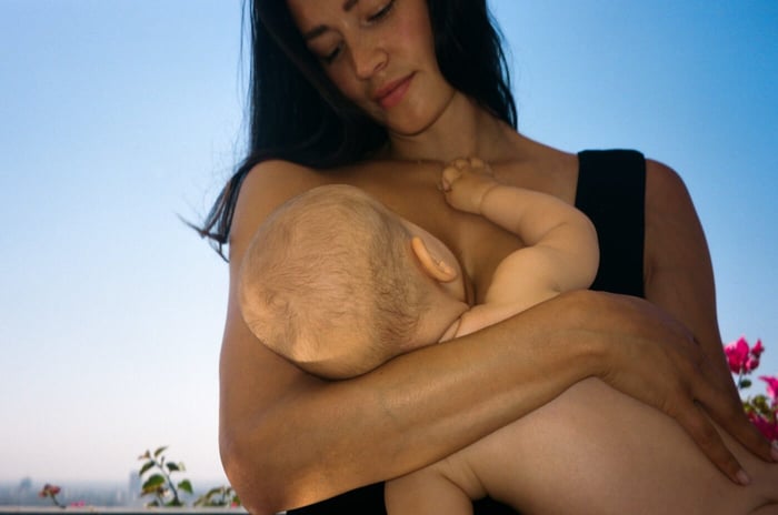 THE MAMA FILES:  BREASTFEEDING WITH KARA AND OZZIE