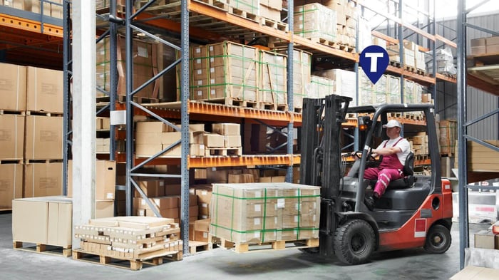 Black Friday and Beyond: How Trackem Can Help During Peak Season for Retailers