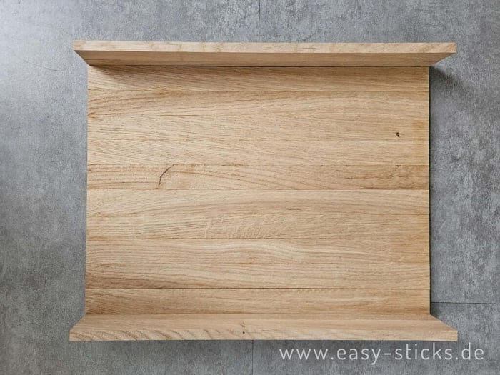 Seitenteile an Grundplatte ankleben