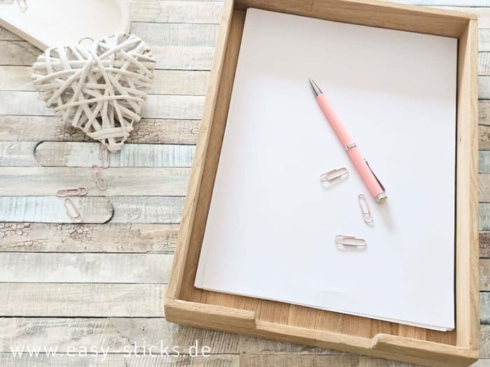 Din A 4 Papierablage aus Easy-Sticks von oben