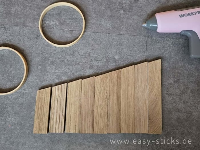 Material für den Teelichthalter aus Easy-Sticks Holzklötzchen