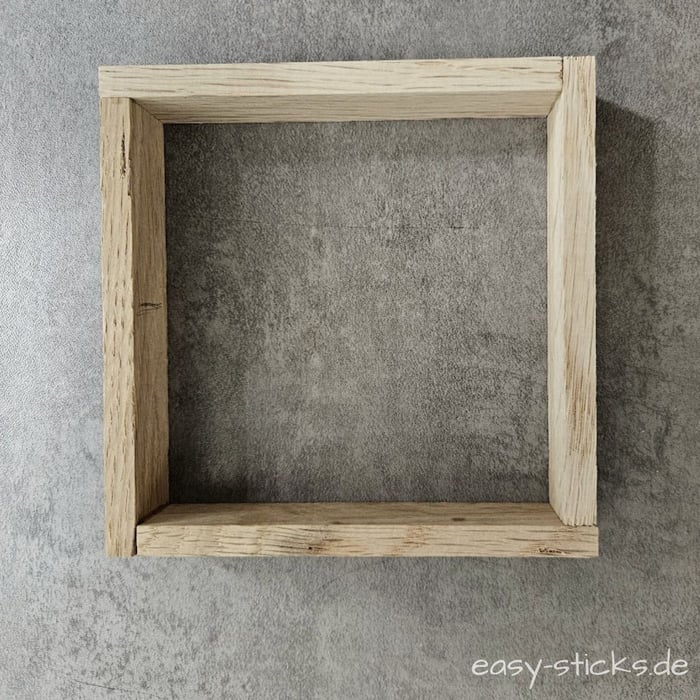 quadratischer stehender Rahmen aus Easy-Sticks 3.0