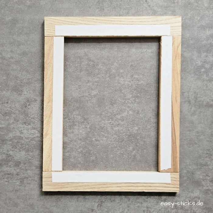 Fensterauschnitte mit Doppelseitigem Klebeband bekleben
