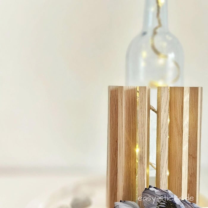 Flaschenlicht basteln mit Holzklötzchen