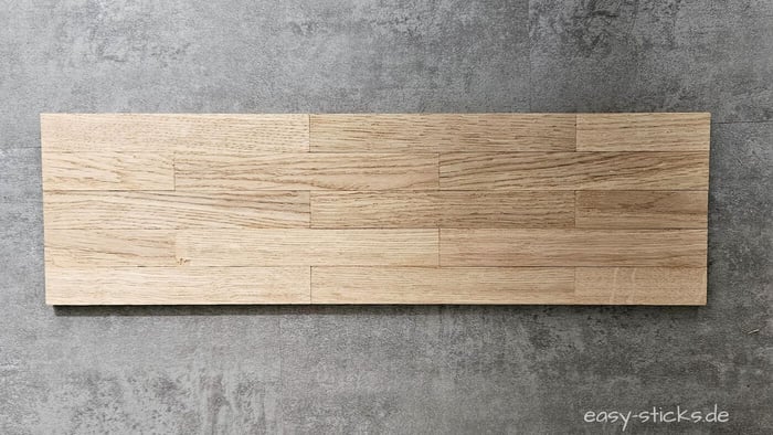 Platte aus Holzklötzchen