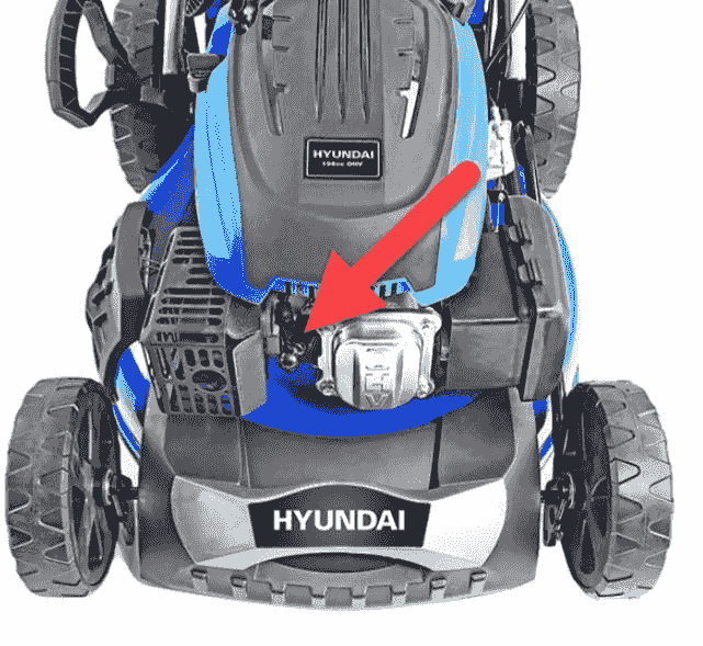 Changing the Spark Plug om a Hyundai Lawnmower