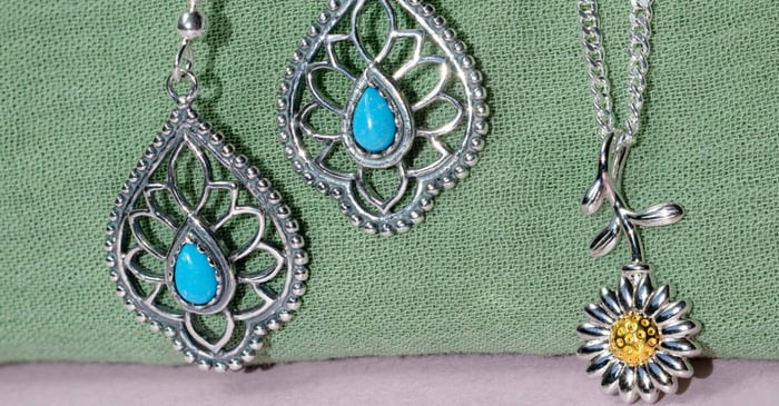 5 Must Have Silver Jewellery Pieces You Need in Your Collection