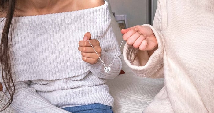 A Guide To Friendship Jewellery