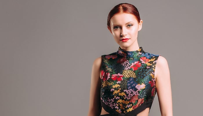 Jewellery Guide: How To Accessorise A High Neck Dress