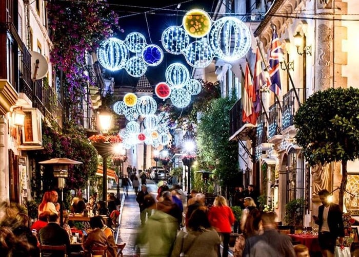 Marbella Alameda Park Christmas market in Marbella with lights and stalls