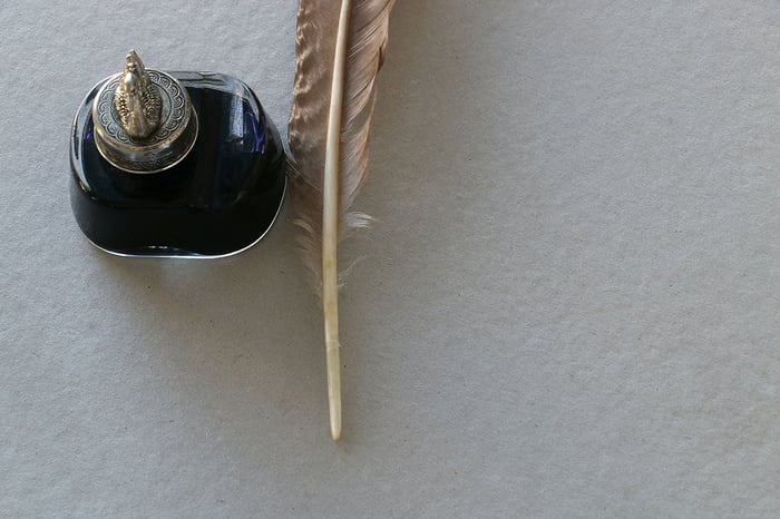 Identifying Missing Documents: Version Histories