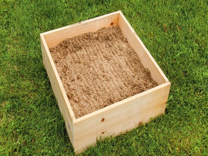How to Build a DIY Chicken Dust Bath