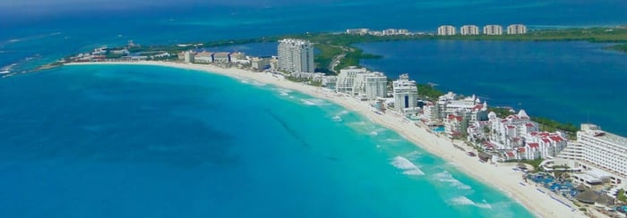 When is the best time of year for a Cancun getaway?