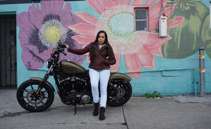 2017 Harley Davidson Iron 883 Review
