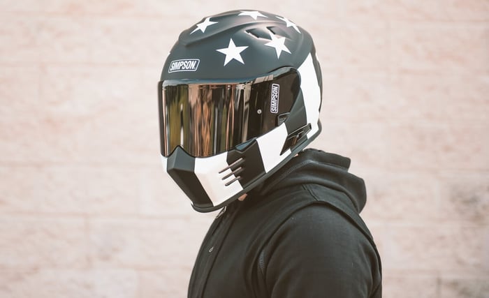 New Simpson Ghost Bandit Monochrome Helmet