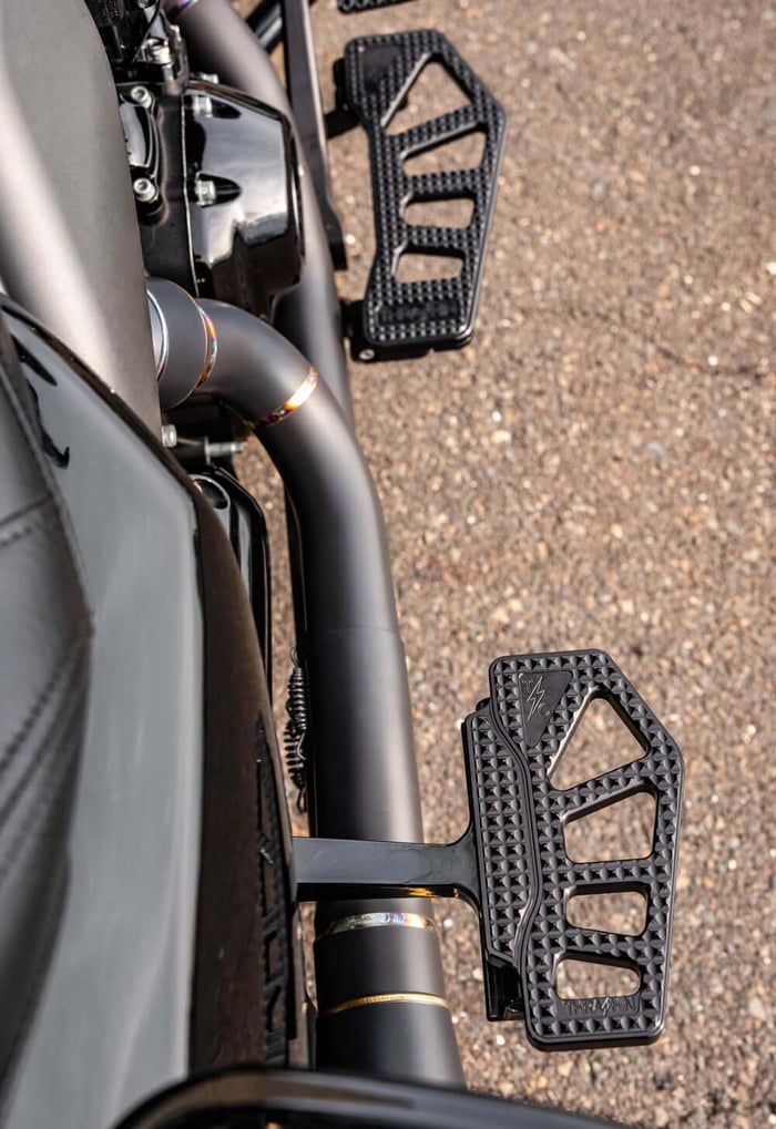 SP Concepts Black Onyx Pro Flo Exhaust for Harley Touring Models