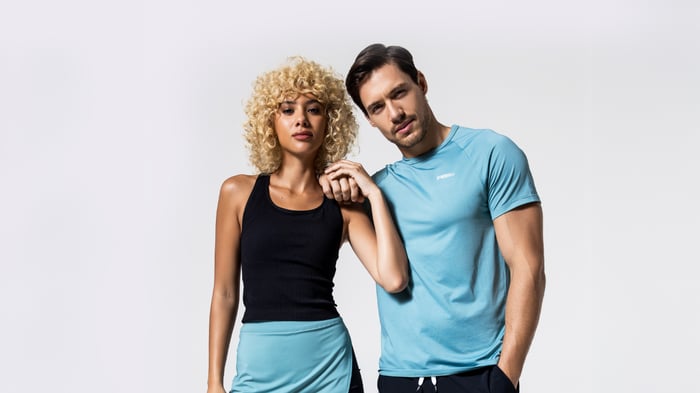 Picture of two people in workout clothes