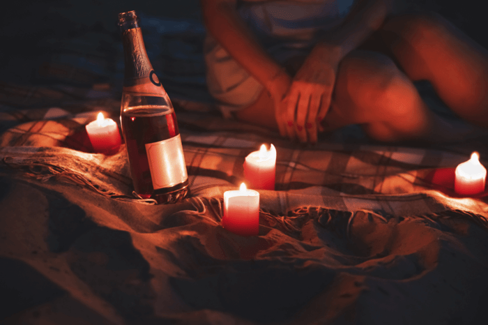 Love is in the Air: Creating a Romantic Bedroom Retreat