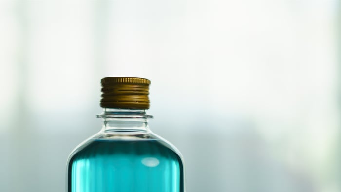 How to paint candles and wax melts with mica powder using isopropyl alcohol