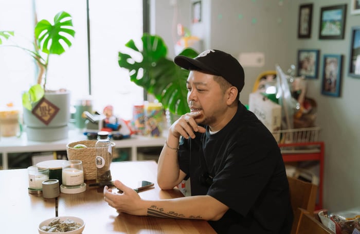 私宅拾光｜「狐狸」斜槓職人的住所，多重身份底下打造的溫暖食堂，從家中餐桌開始賦予空間靈魂