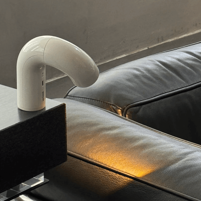 裝飾聖誕禮物推薦1:彎彎燈,靈活調整小宅租屋也適合的燈飾