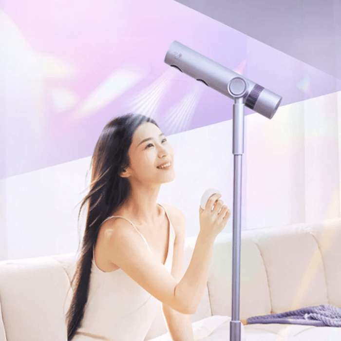 居家聖誕禮物推薦2:立式吹風機,把枯燥的吹髮時光變有趣