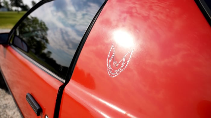Red trans am logo