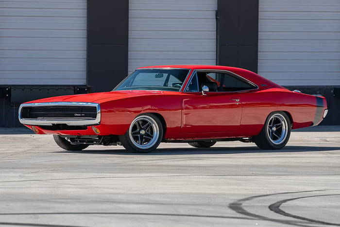 Side profile highlighting body lines and wheel fitment.
