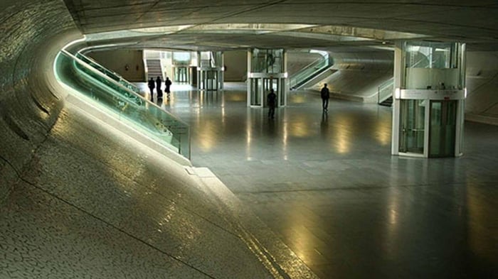 Journey of Light, the Underground Building