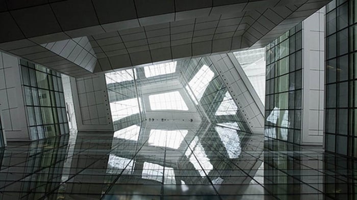 Strategy: Leverage Light Rhythm, Axial Alignment and Reflection