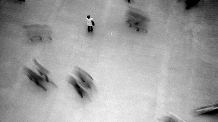 Human Movement Influences How You Perceive Buildings