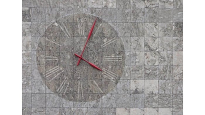 Experiencing Architecture Using Mental Time