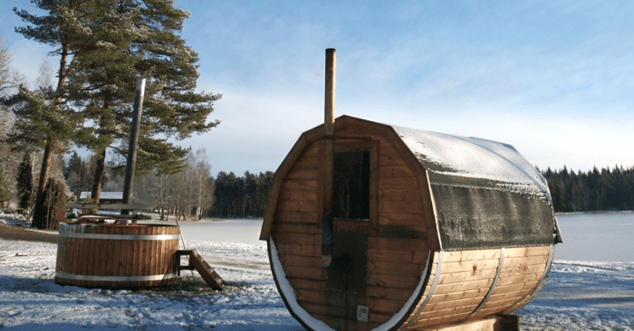 sauna barrel in the snow