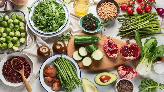 What Foods are safe for Parrots